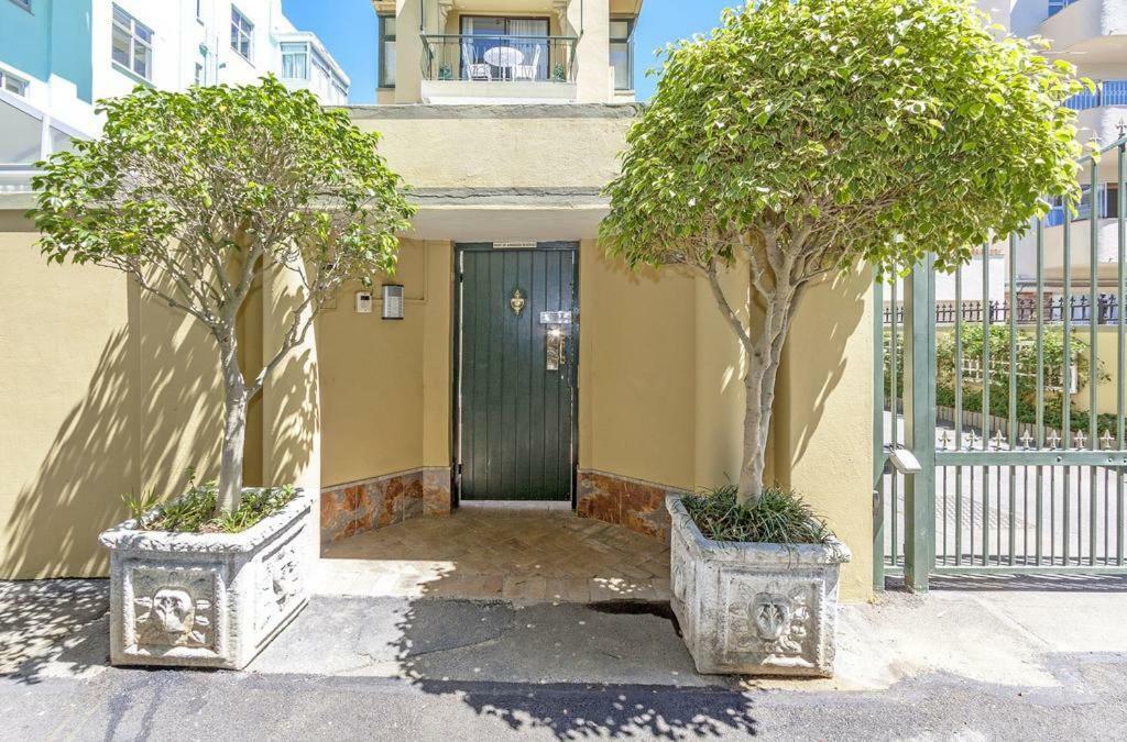 Cosy And Classy Sea Point Apartment Κέιπ Τάουν Εξωτερικό φωτογραφία